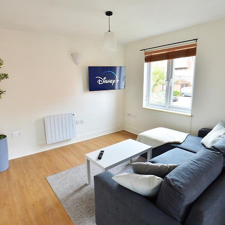 Stylish 2Br Flat - 2 Free Parking Spaces - Near Lgw Airport Crawley  Luaran gambar