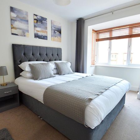 Stylish 2Br Flat - 2 Free Parking Spaces - Near Lgw Airport Crawley  Luaran gambar