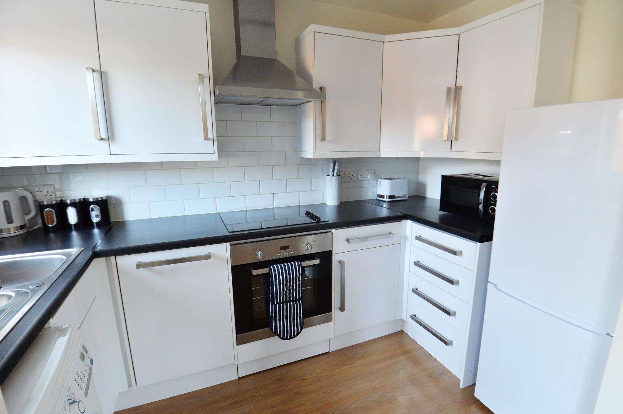 Stylish 2Br Flat - 2 Free Parking Spaces - Near Lgw Airport Crawley  Luaran gambar