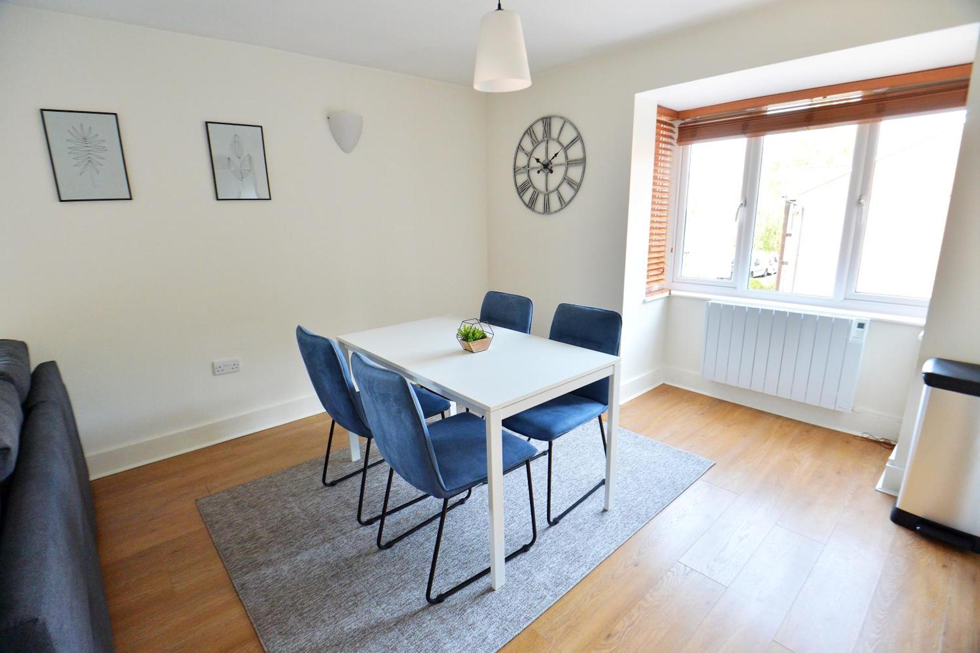 Stylish 2Br Flat - 2 Free Parking Spaces - Near Lgw Airport Crawley  Luaran gambar